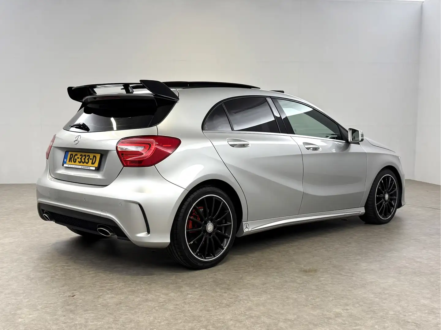 Mercedes-Benz A 180 CDI | Pano | LED | Spoiler | Airco | Navigatie | P Argent - 2