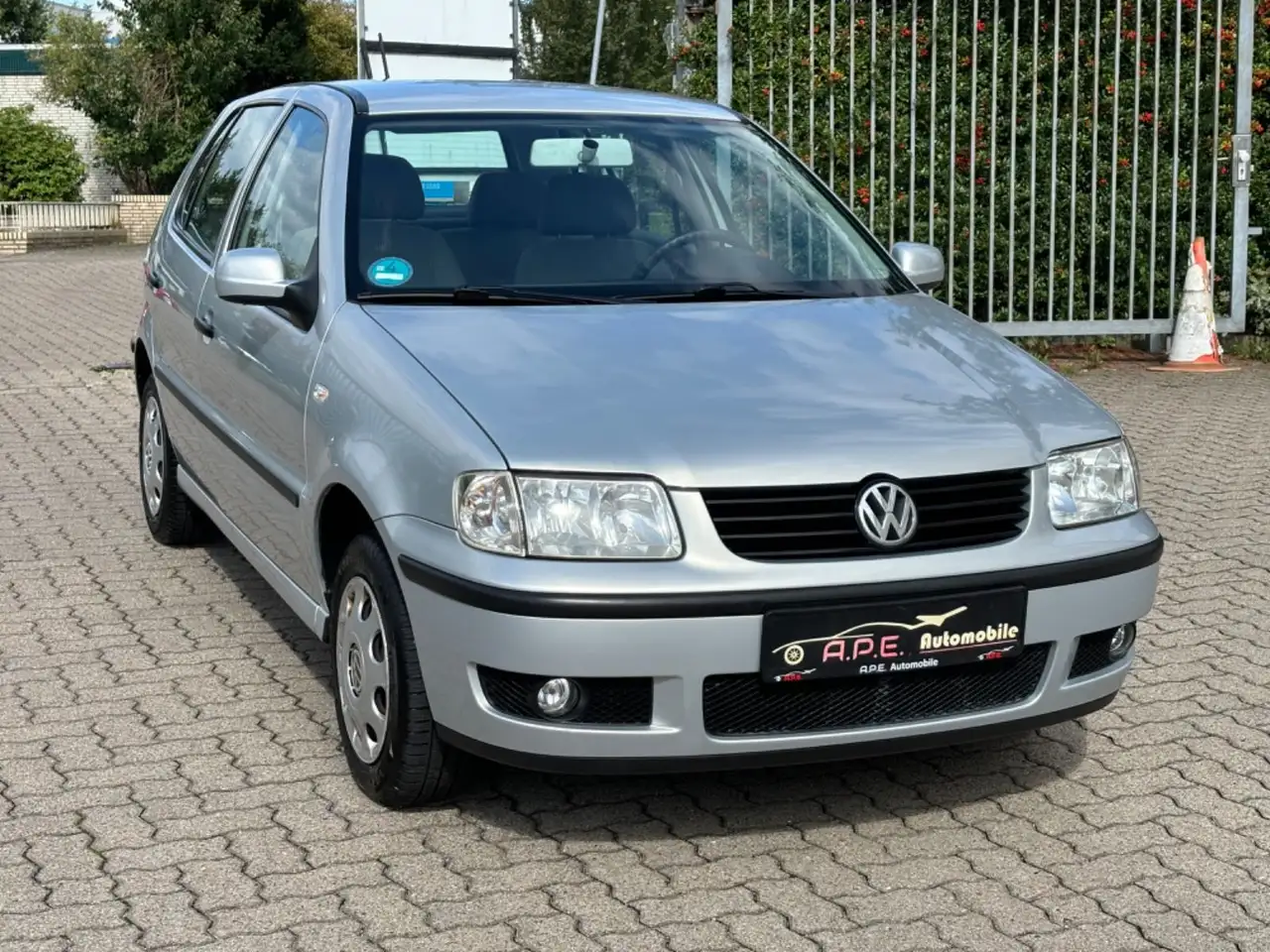 Volkswagen Polo 1.4 Automatik Klima TÜV NEU, foto 1