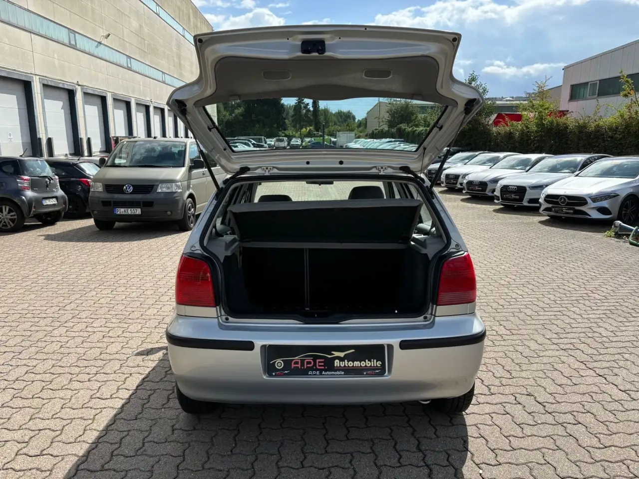 Volkswagen Polo 1.4 Automatik Klima TÜV NEU, foto 9