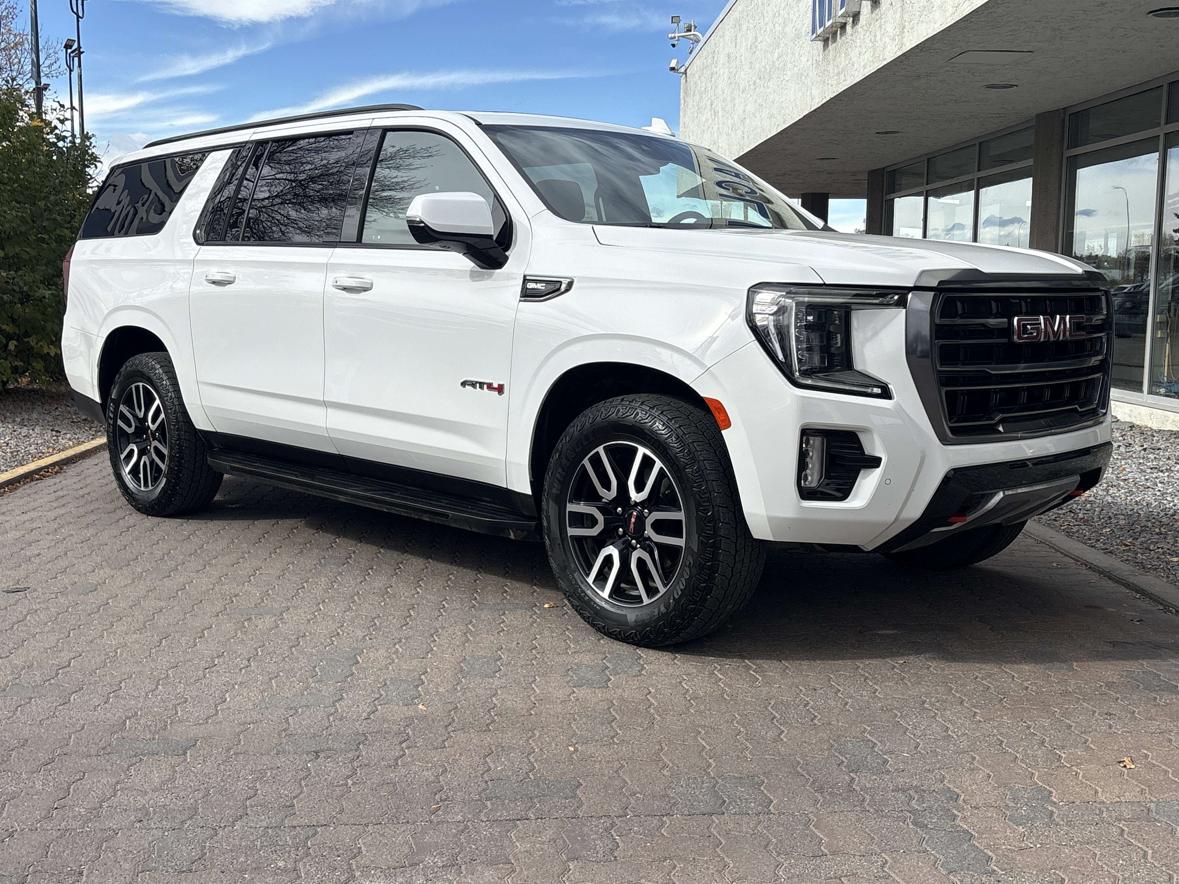 2023 GMC Yukon XL
