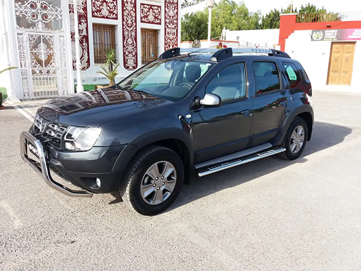 Dacia Duster 1.5dCi Laureate 4x2 110 Gris - 1