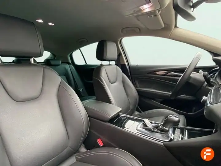 Opel Insignia 2018, foto 12