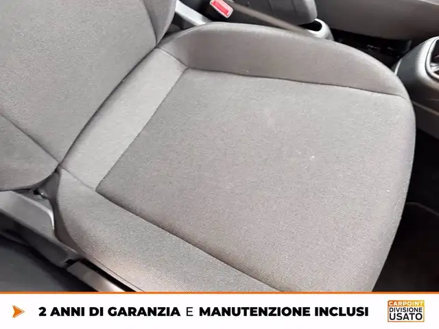 Volkswagen Up! view 9