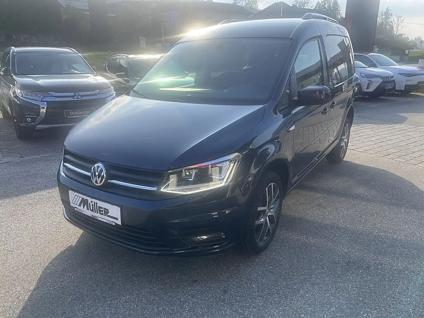 Volkswagen Caddy Kombi Austria 2,0 TDI 4MOTION DSG Blau - 1