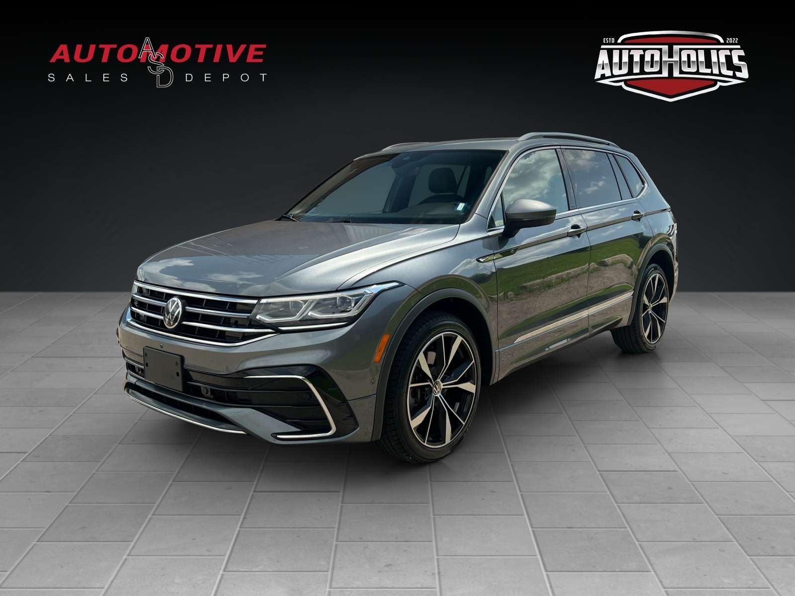 2024 Volkswagen Tiguan HIGHLINE R-LINE 4MOTION + LOW KILOMETERS