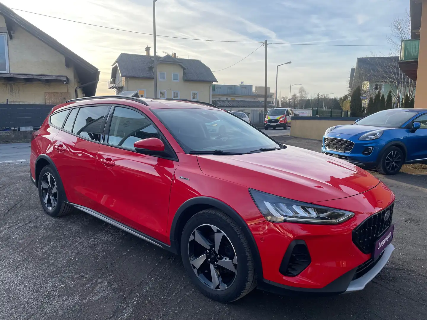 Ford Focus 1.5L EcoBlue Active,* LED, Kamera, Navi,...* Rot - 2