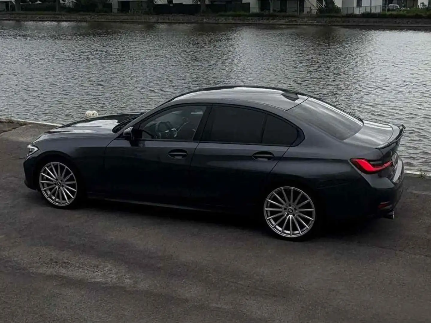 BMW 320 320i GT Aut. Sport Line Gris - 2
