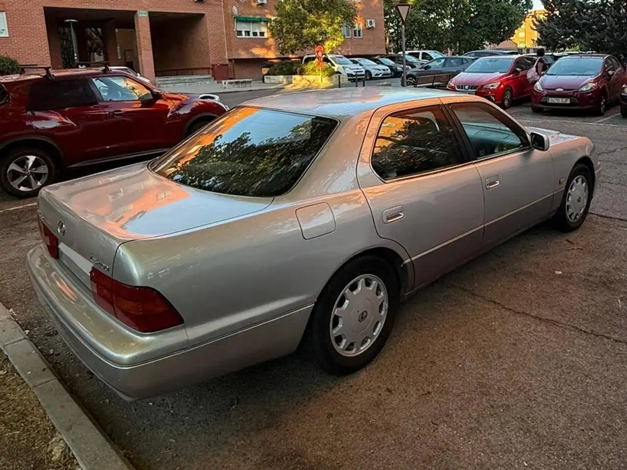 Lexus LS 400, foto 3