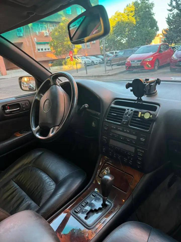 Lexus LS 400, foto 10