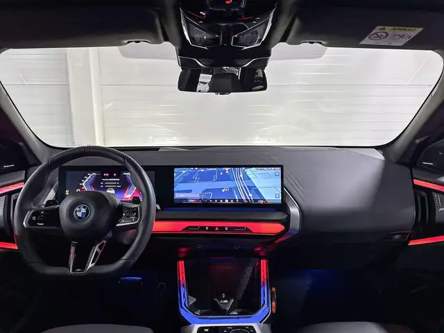 BMW X3 view 11