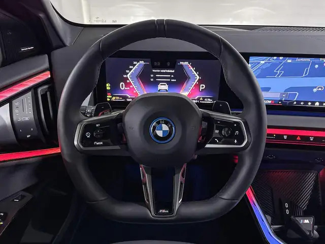 BMW X3 view 12