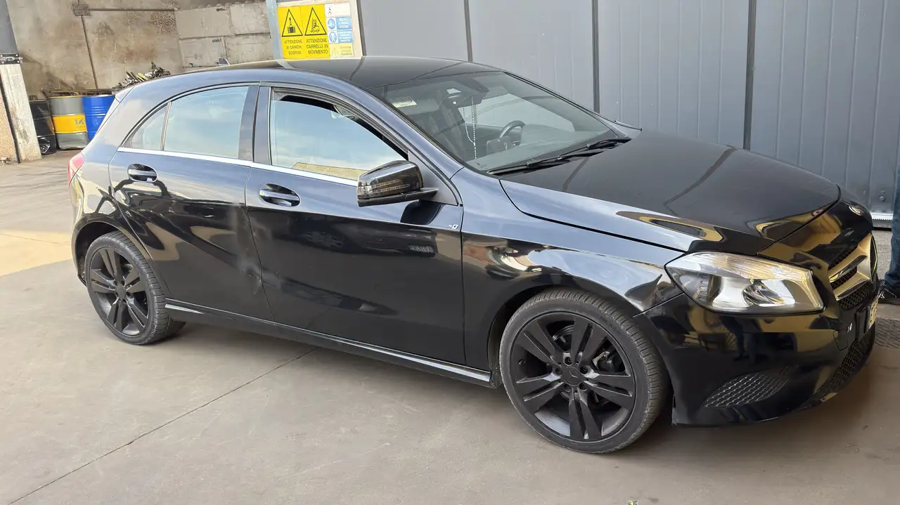 Mercedes-Benz A 180