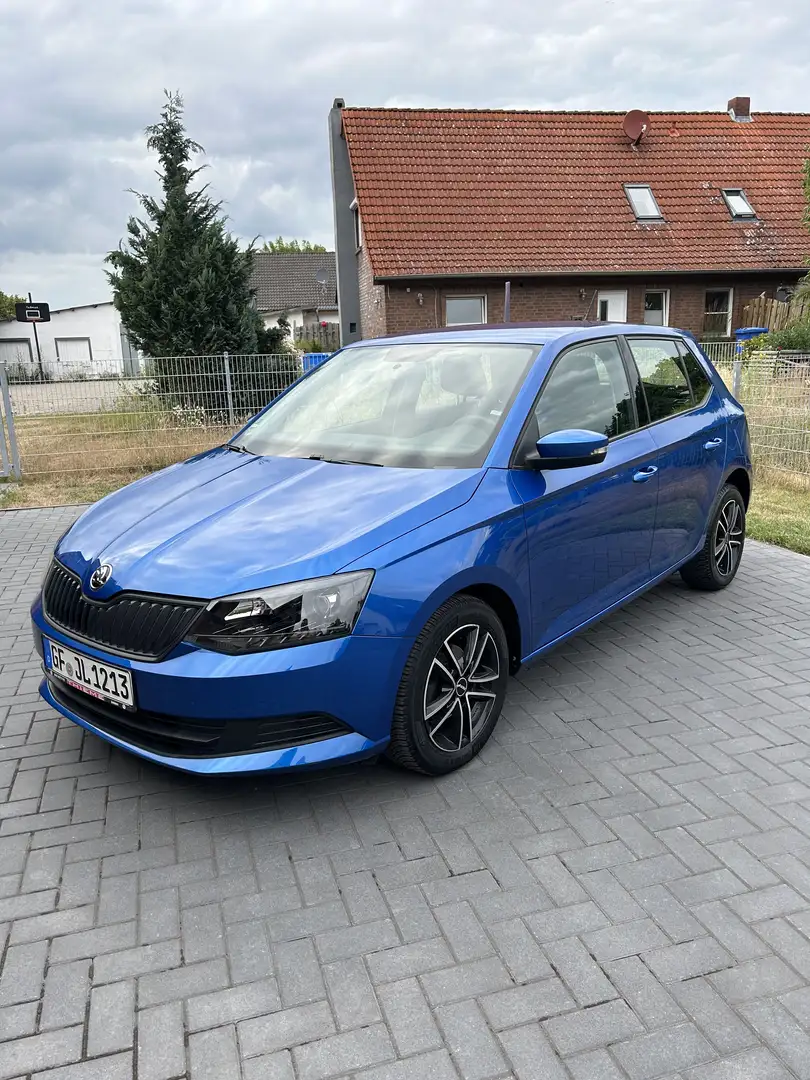 Skoda Fabia 1.0 MPI Active Blau - 2