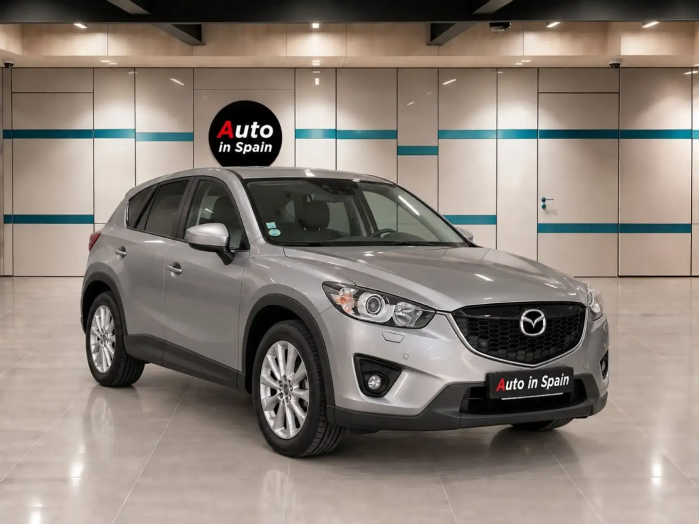Mazda CX-5 2.2DE Luxury 4WD 175 Aut. Gris - 1