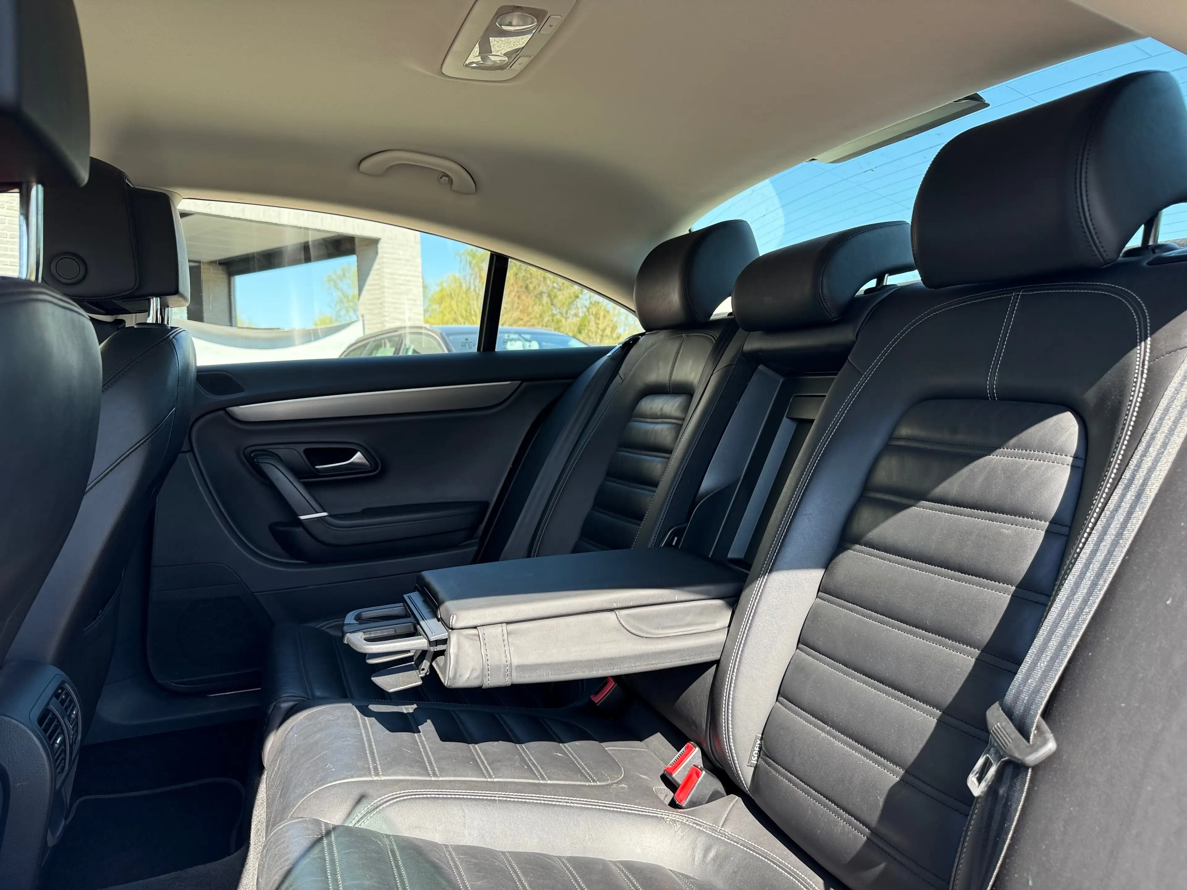 Volkswagen CC 2.0 CR TDi BMT DSG//AUTO//CUIRE//CRUISE//Bluetooth — photo 9