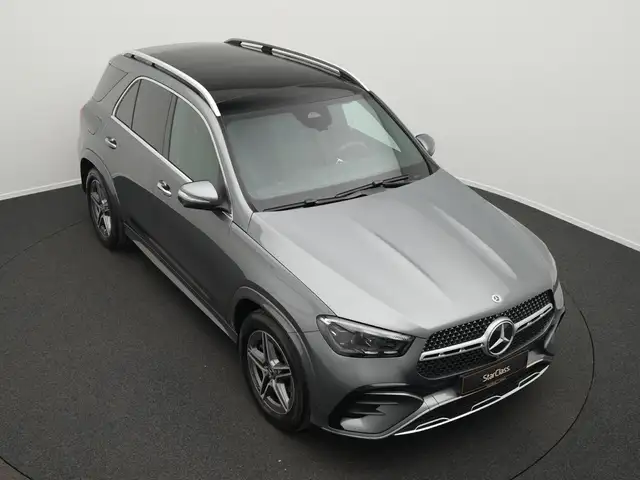 Mercedes-Benz 450 view 12