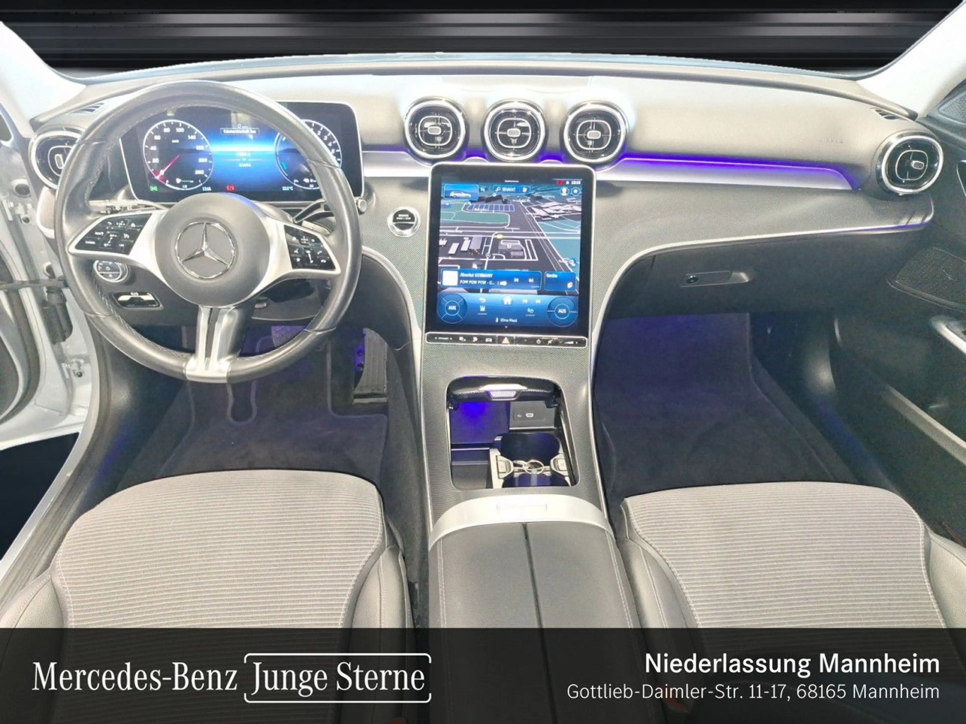 Mercedes-Benz C 300 e T AVANTG+PANO+AHK+KAMERA+TOTW+KEYLESS+9G — photo 14