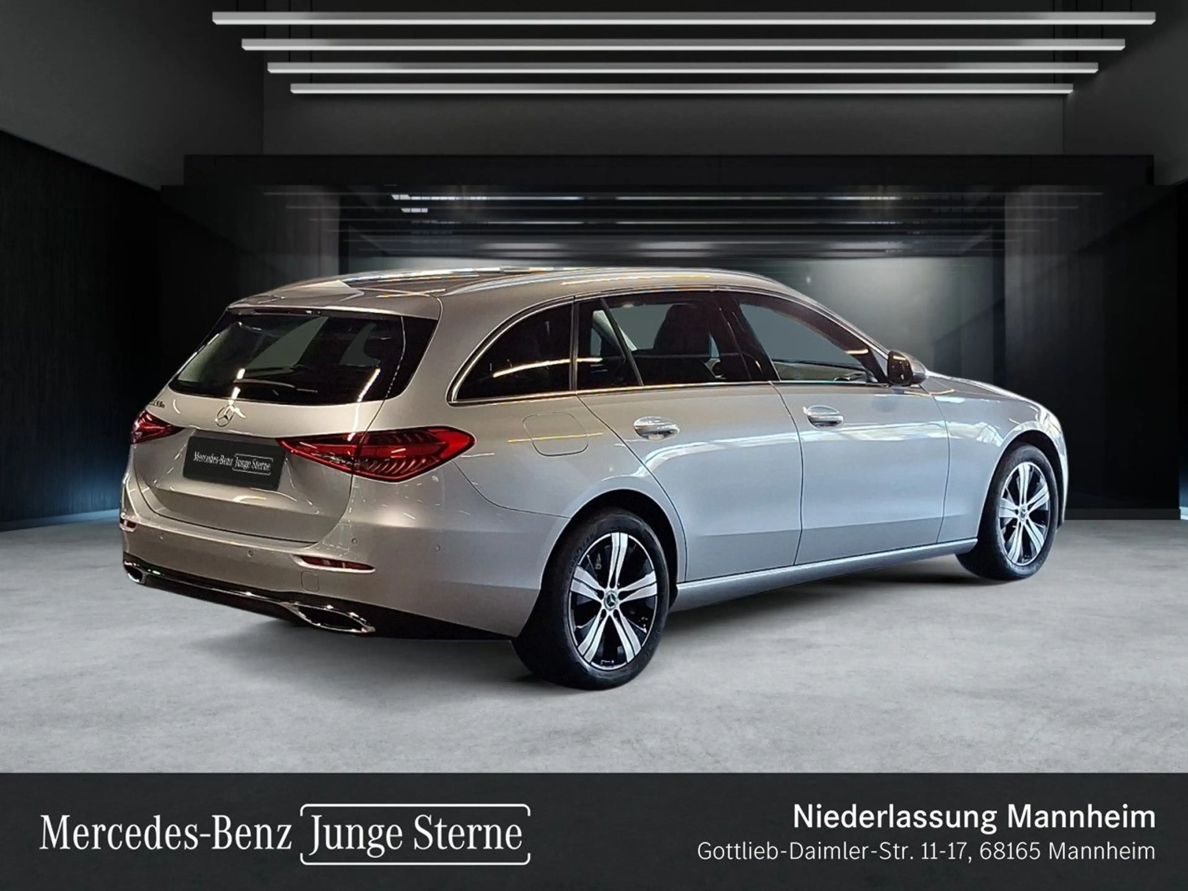 Mercedes-Benz C 300 e T AVANTG+PANO+AHK+KAMERA+TOTW+KEYLESS+9G — photo 5