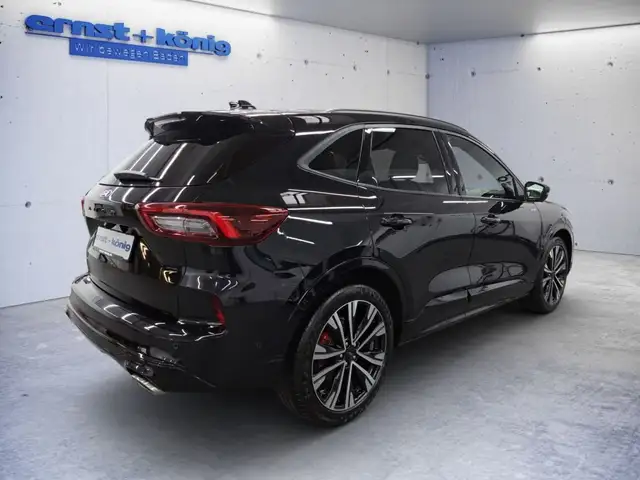 Ford Kuga view 3