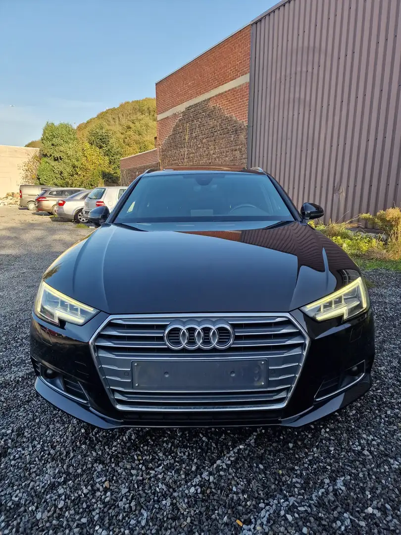 Audi A4 Avant 2.0 TDi ultra S tronic // 3x S-Line // Pano Schwarz - 2