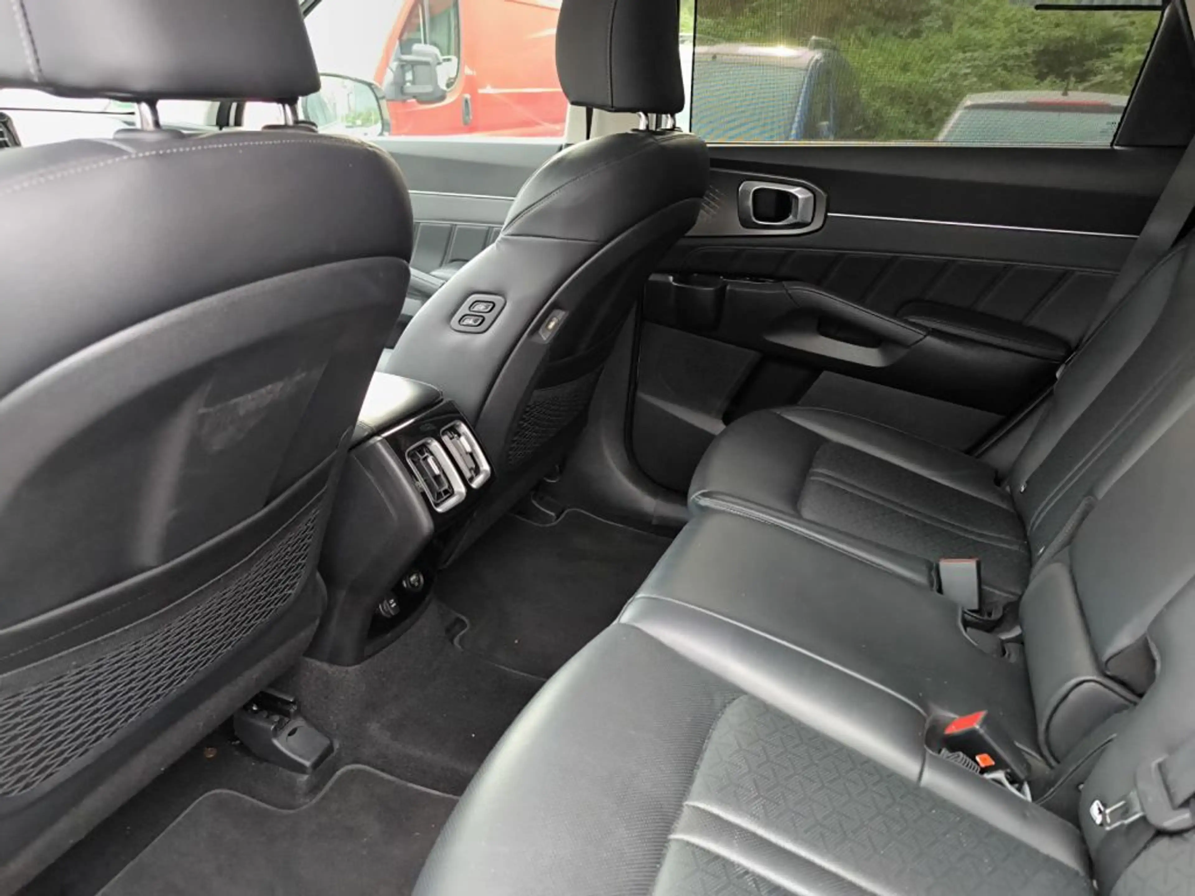 Kia Sorento 2.2 CRDi DCT8 AWD Spirit Drive — photo 9