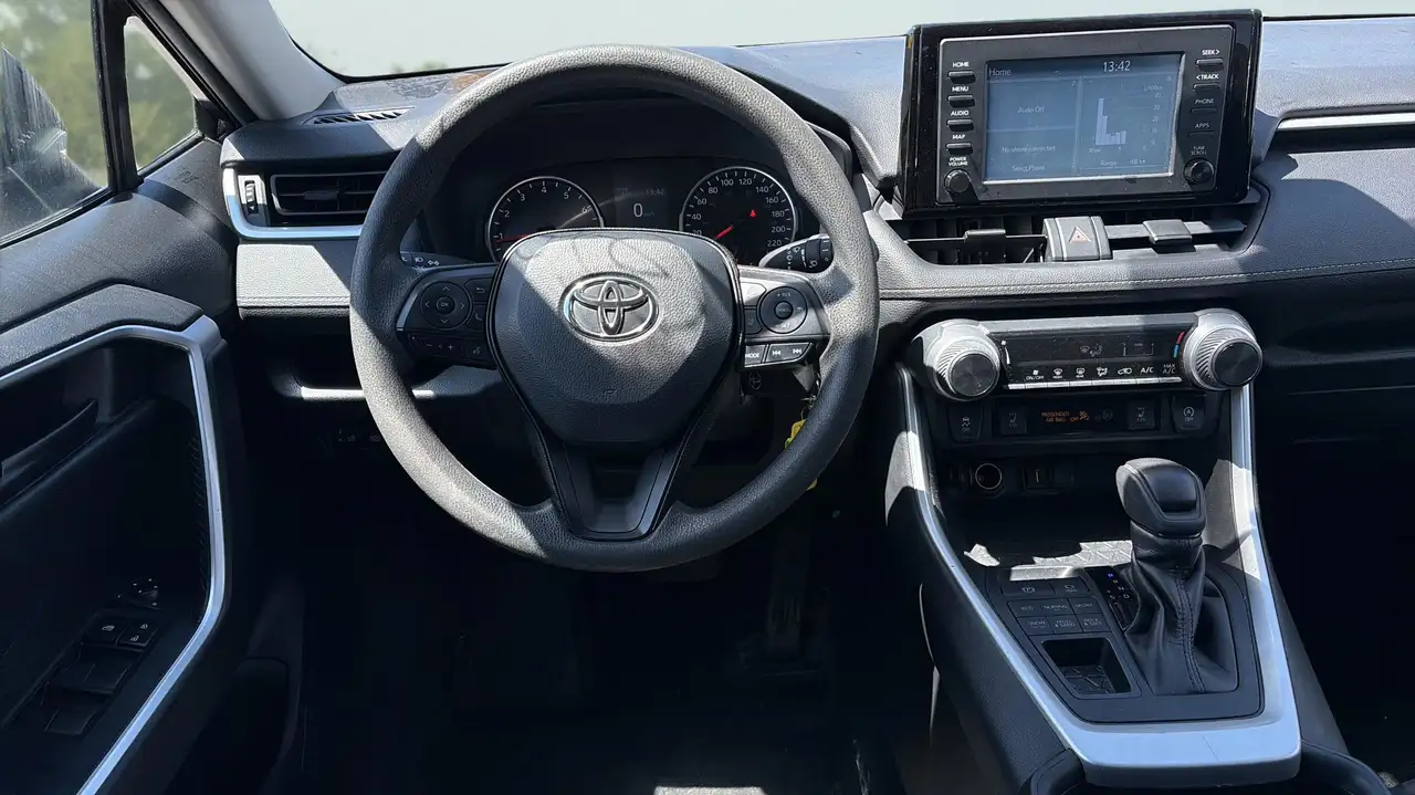 Toyota RAV 4 снимка Toyota RAV 4