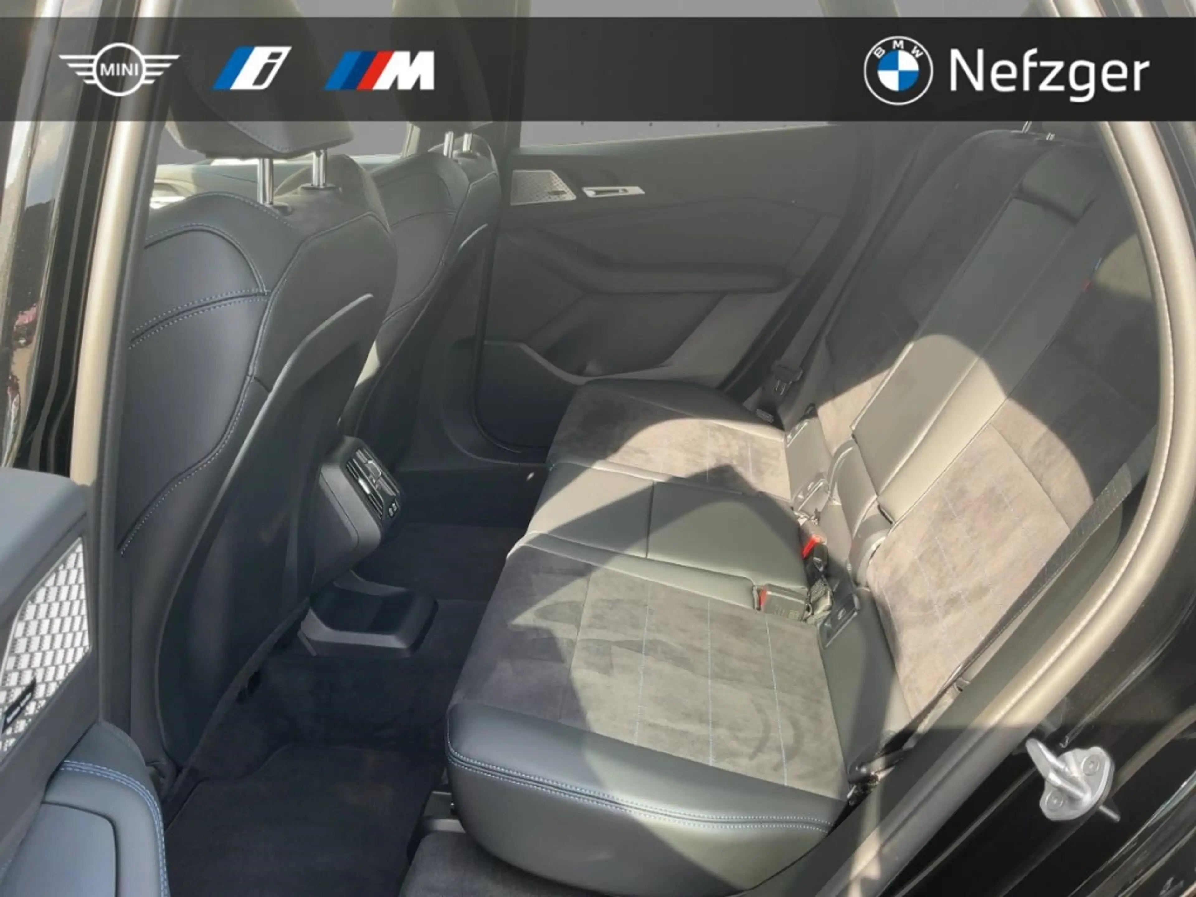BMW 223 Active Tourer i xDrive M Sport HUD Pano AHK — photo 9