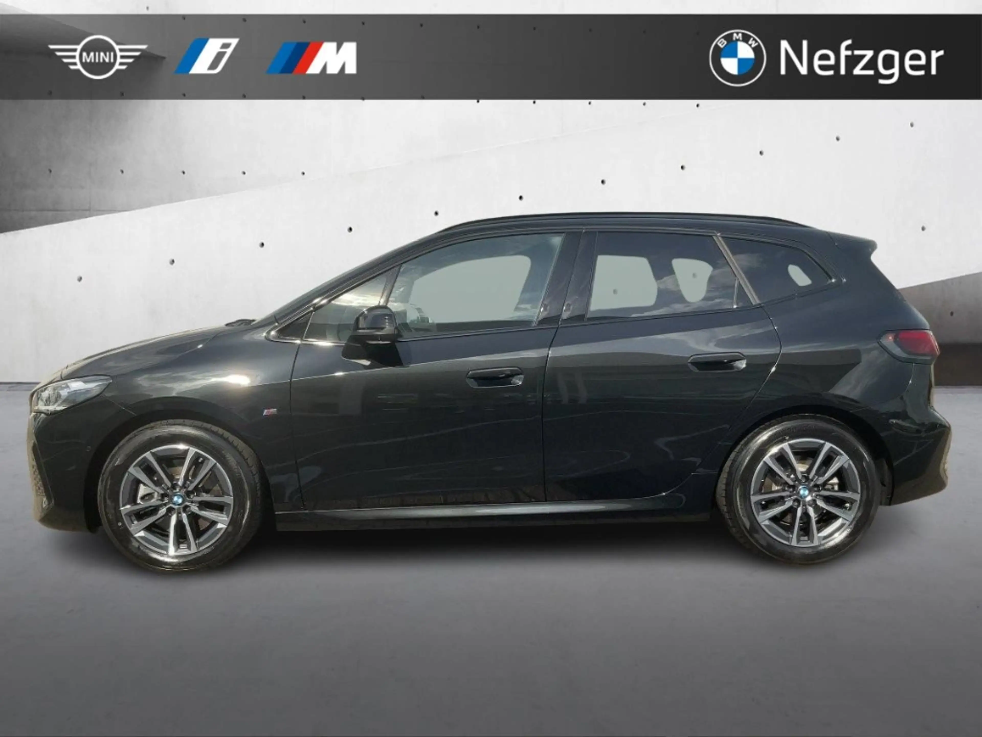 BMW 223 Active Tourer i xDrive M Sport HUD Pano AHK — photo 3
