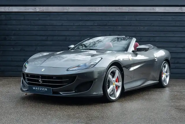 Ferrari Portofino 3.9 V8 - Ferrari Garantie - Pass. Display - Grigio