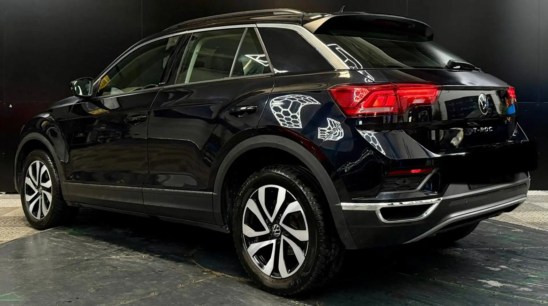 Volkswagen T-Roc T-Roc 1.0 TSI 110 Start/Stop BVM6 Active Noir - 1