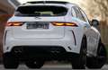 Jaguar F-Pace F-PACE+SVR+PANO+MATRIX+22"ALU+BLACK+ACC+AHK+AMBIEN Weiß - thumbnail 36