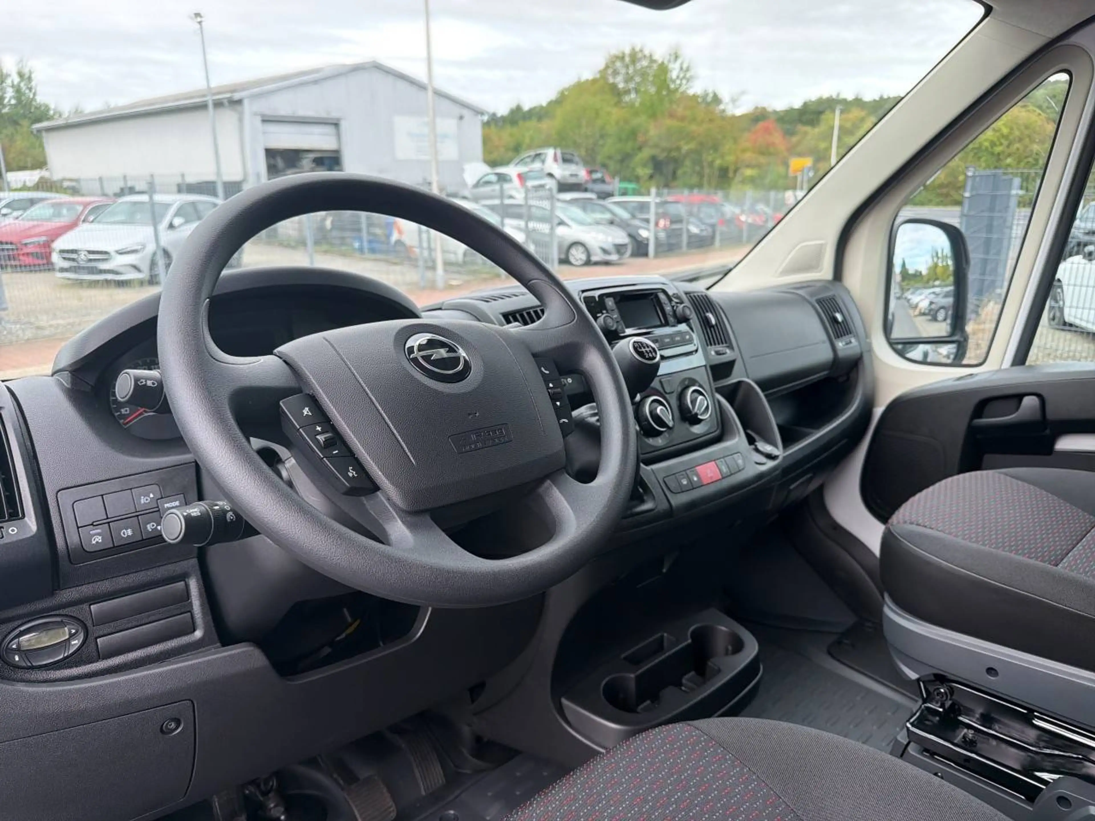 Opel Movano Movano 2.2 BlueHDi L4H2 2WD VA verstärkt Einparkhilfe Sitzheizung — photo 8