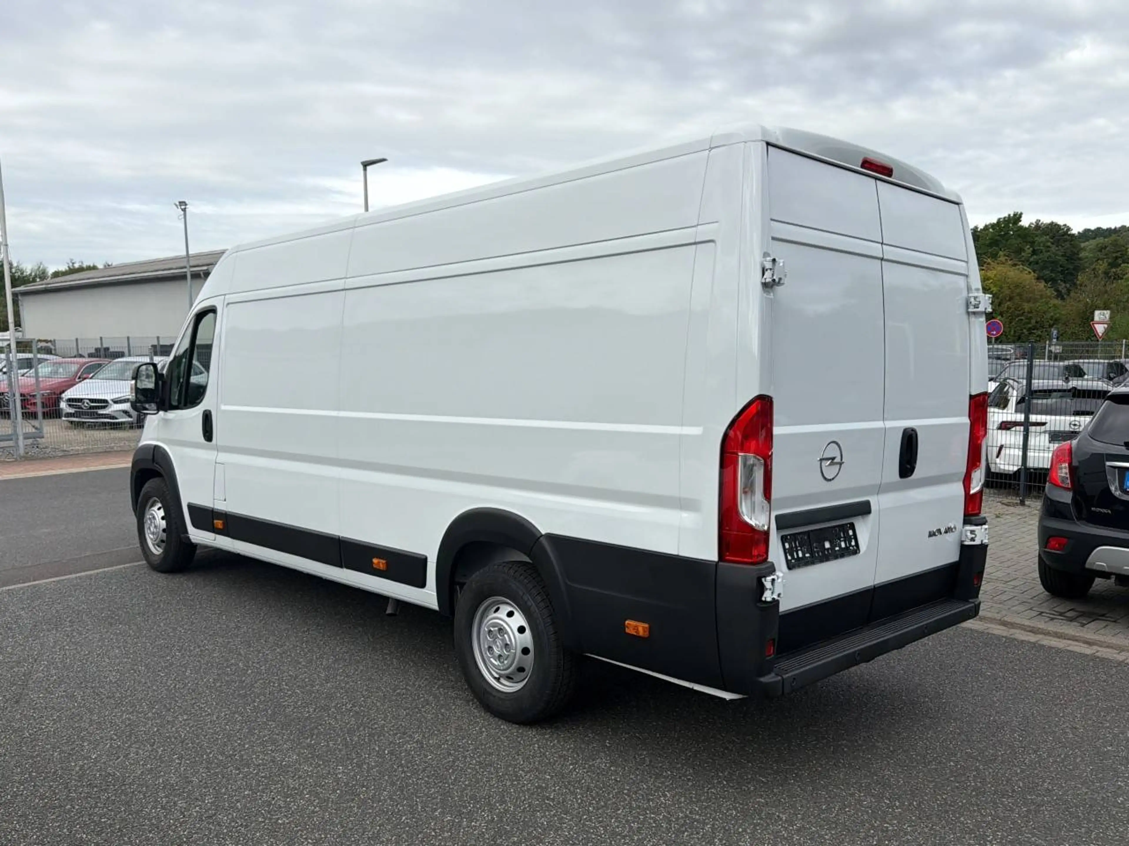 Opel Movano Movano 2.2 BlueHDi L4H2 2WD VA verstärkt Einparkhilfe Sitzheizung — photo 7