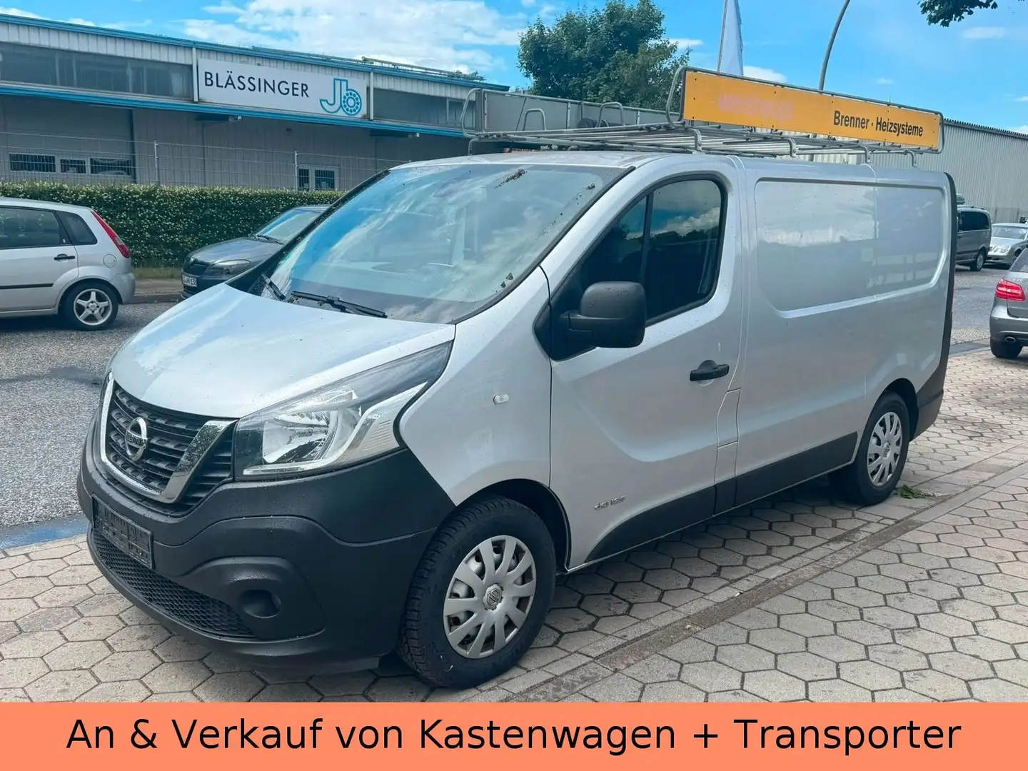 Nissan NV300 Kastenwagen L1H1 COMFORT KLIMA 1.HAND Grau - 2
