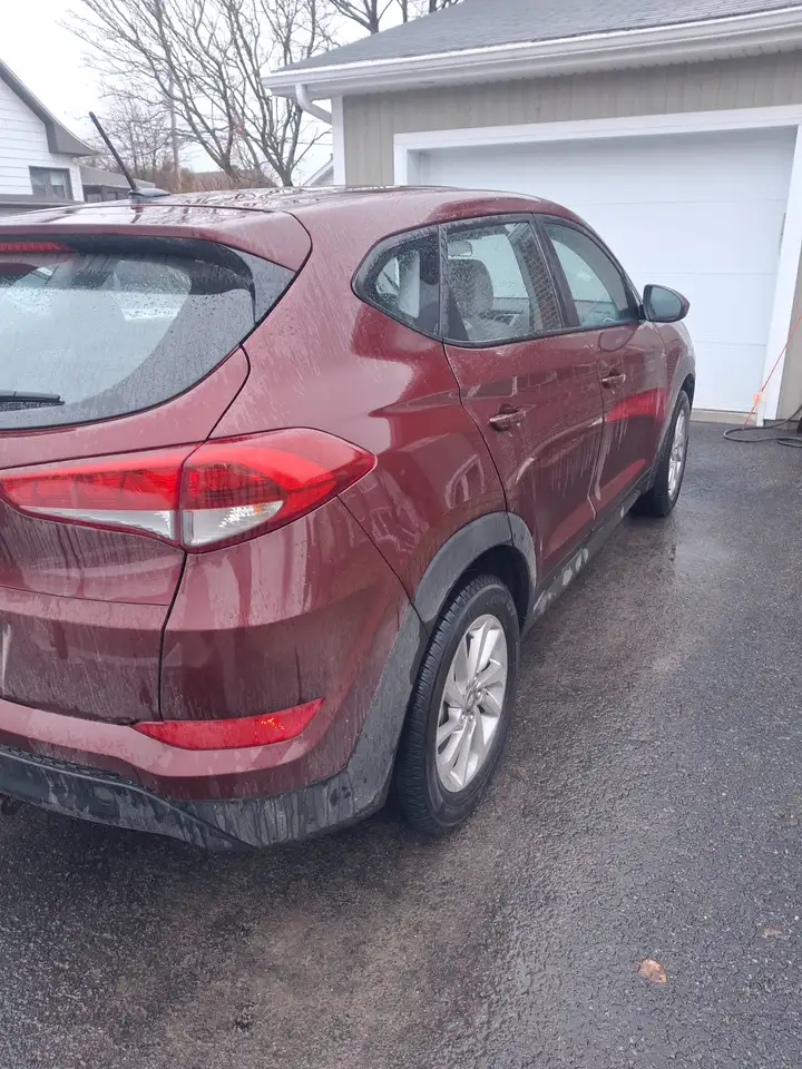 Hyundai TUCSON снимка Hyundai TUCSON
