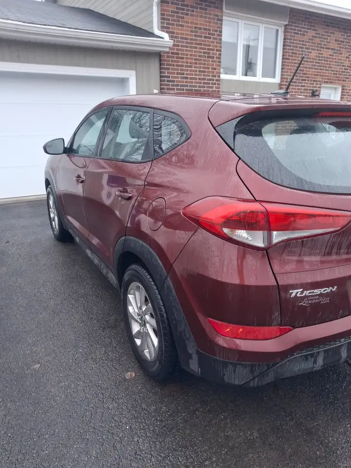 Hyundai TUCSON снимка Hyundai TUCSON