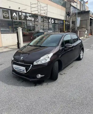 Peugeot 208 1° serie 1.6 e-HDi 92 CV Stop&Start 5 porte Allur