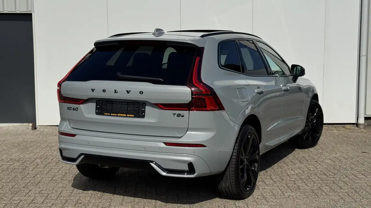 Volvo XC60 2026 — фото 10