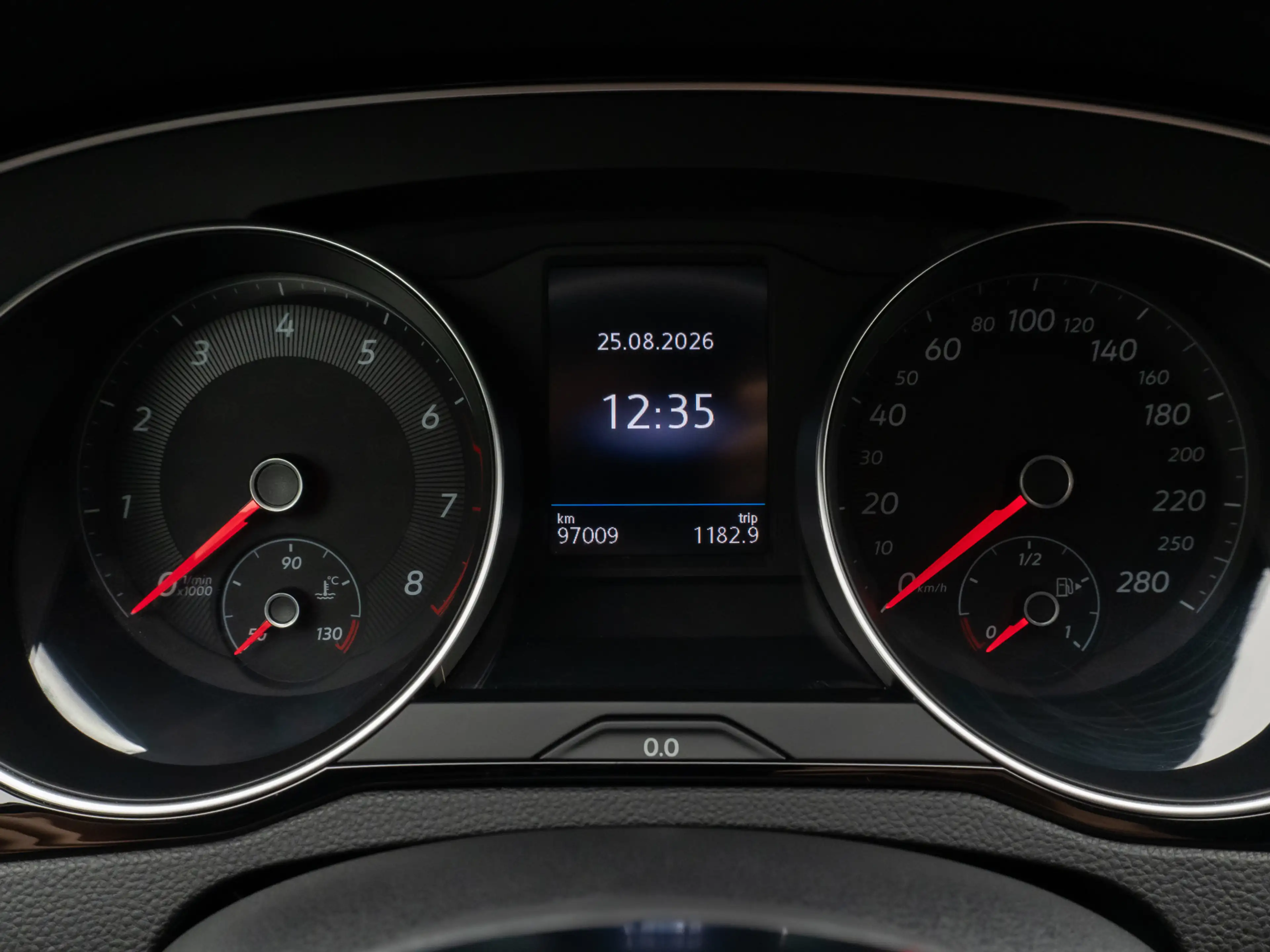 Volkswagen Arteon R-Line Kamera Fernlichtassist ACC 8Fach — photo 38