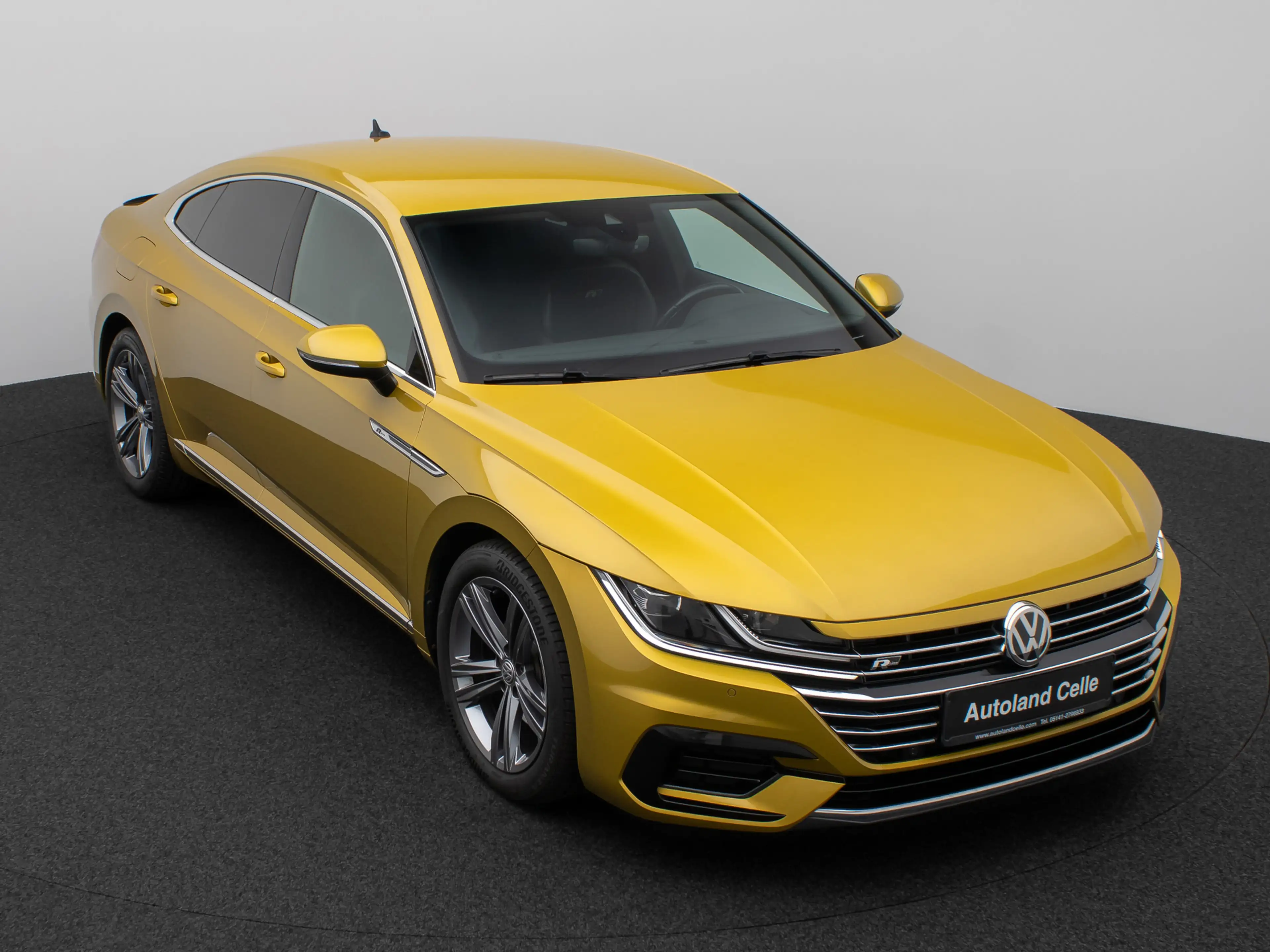 Volkswagen Arteon R-Line Kamera Fernlichtassist ACC 8Fach — photo 3