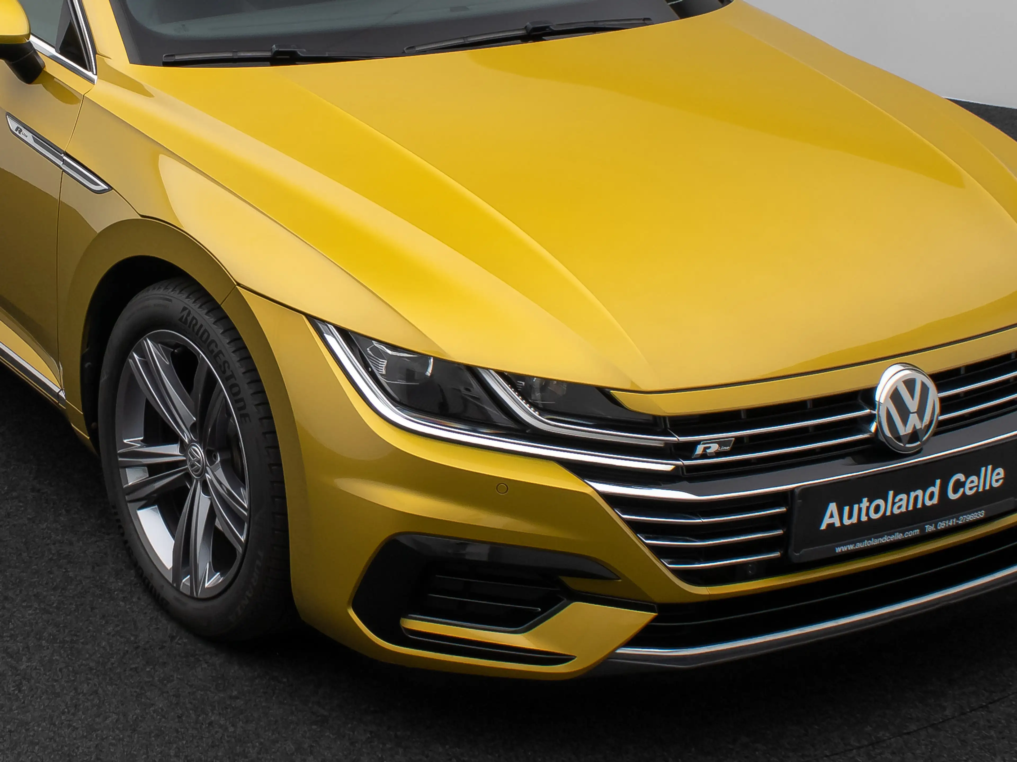 Volkswagen Arteon R-Line Kamera Fernlichtassist ACC 8Fach — photo 17