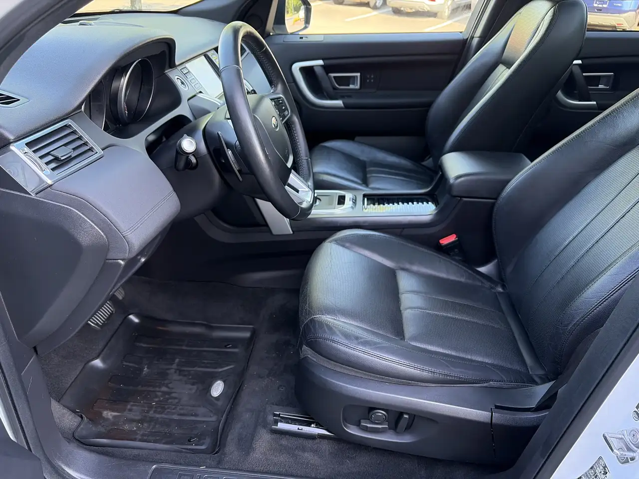 Land Rover Discovery Sport снимка Land Rover Discovery Sport