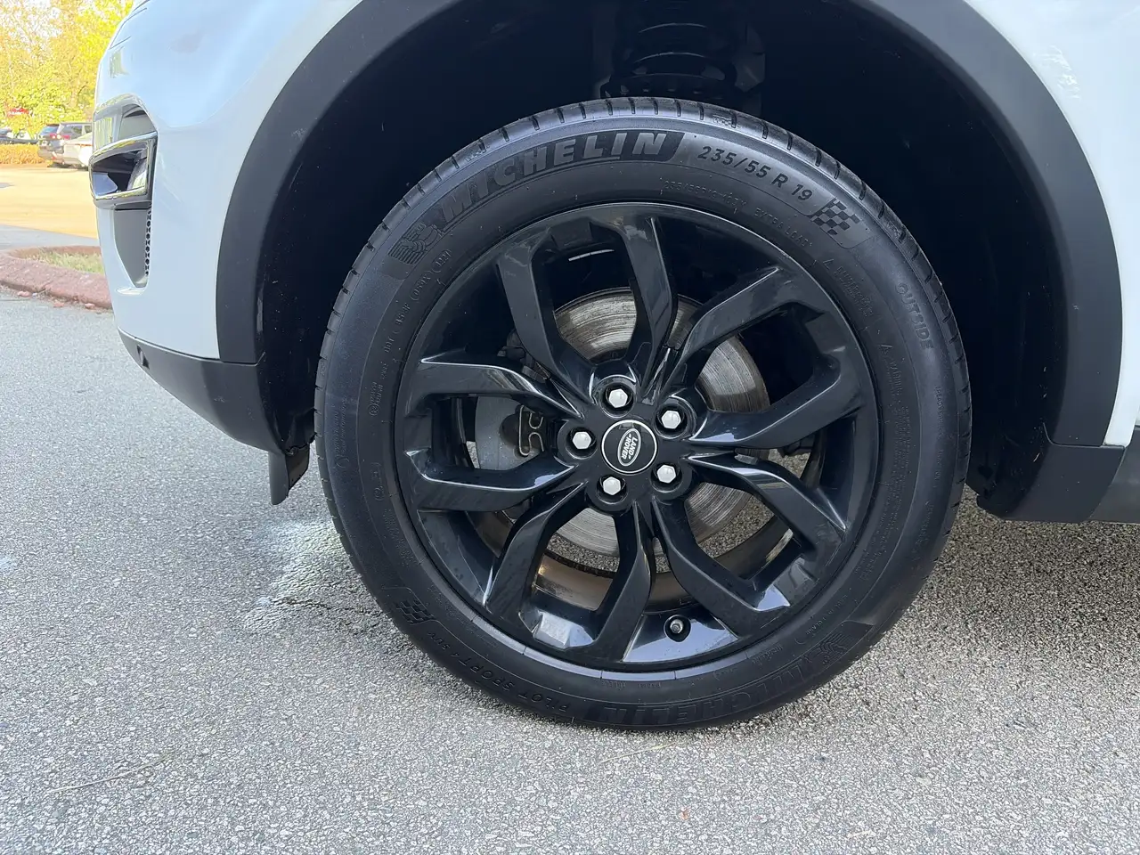 Land Rover Discovery Sport снимка Land Rover Discovery Sport
