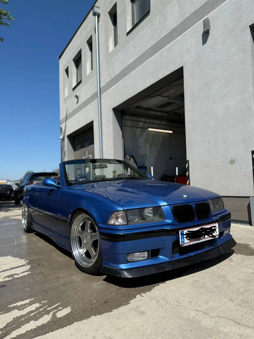 BMW 325 325i Cabrio - 1