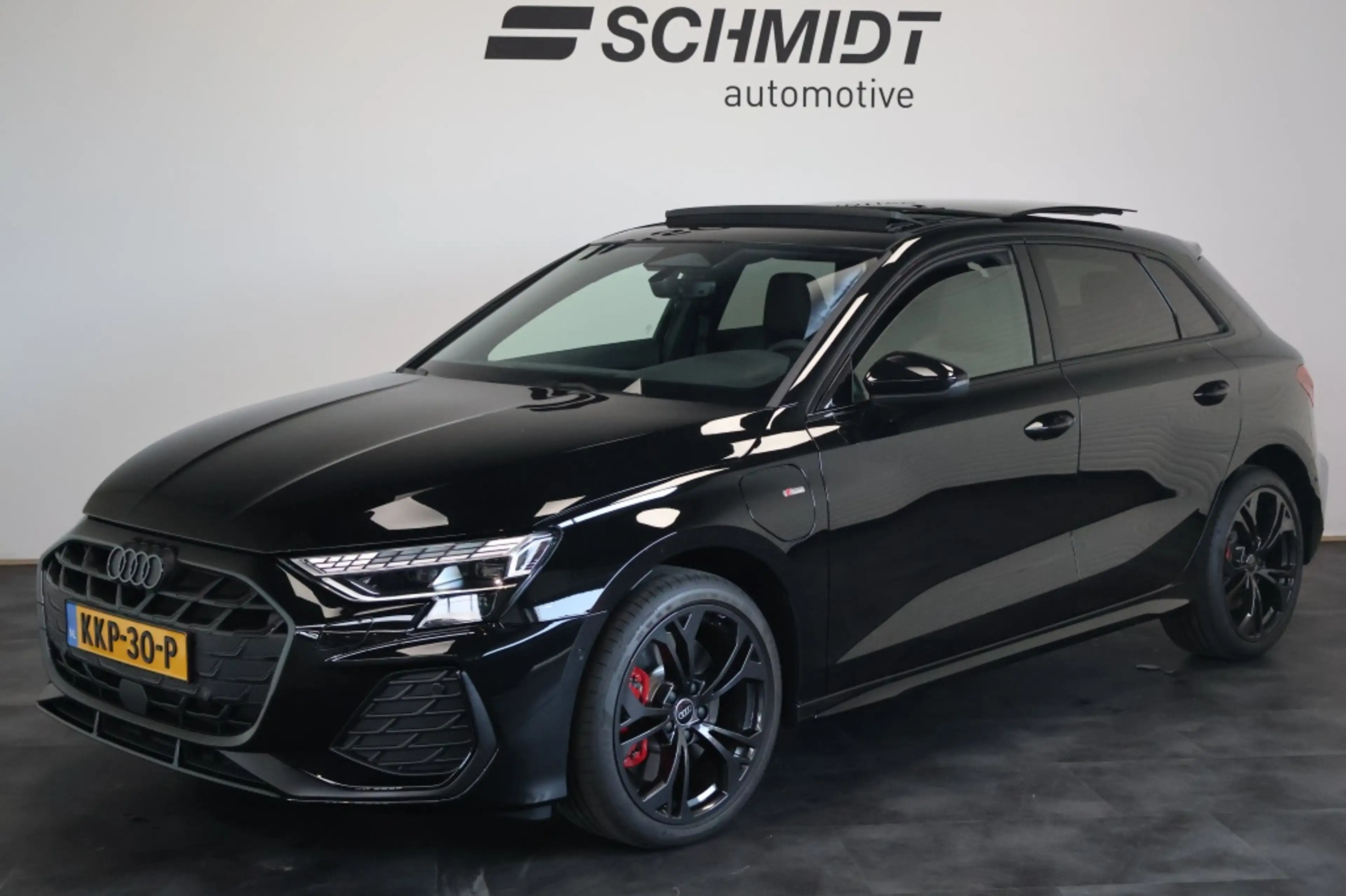 Audi A3 Sportback 45 TFSIe S edition Competition 272pk | P