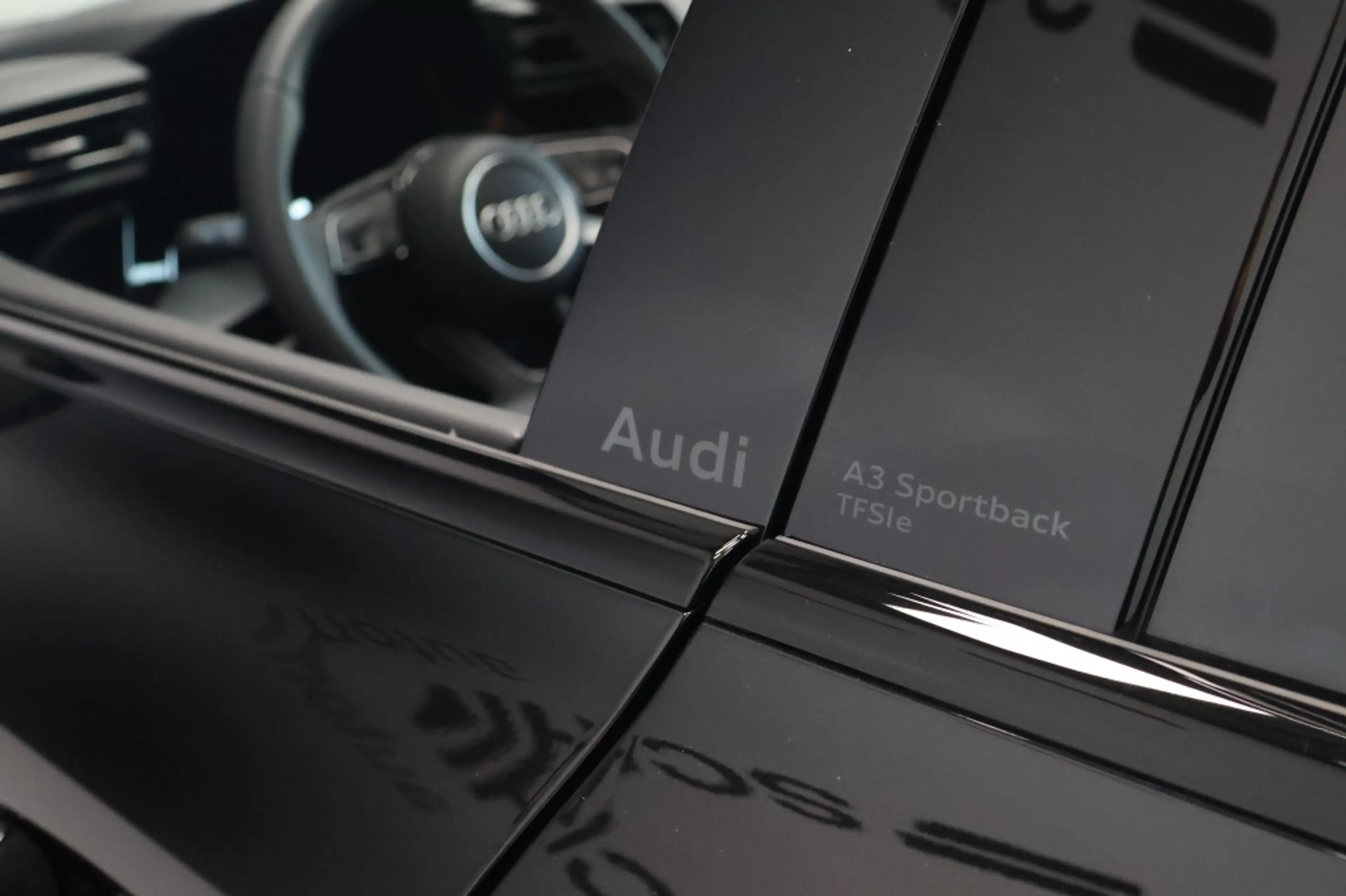 Audi A3 Sportback 45 TFSIe S edition Competition 272pk | P — photo 16