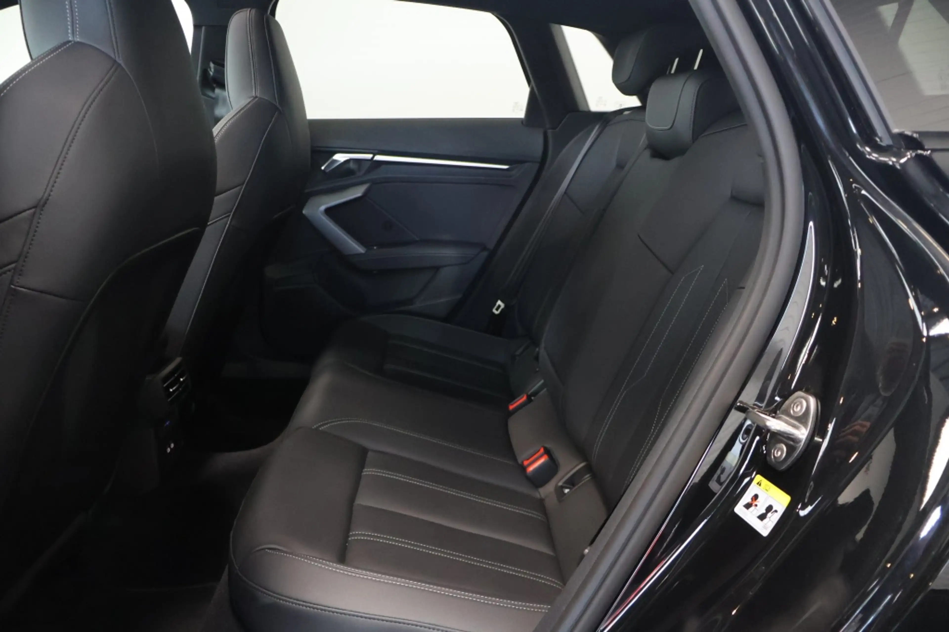 Audi A3 Sportback 45 TFSIe S edition Competition 272pk | P — photo 10