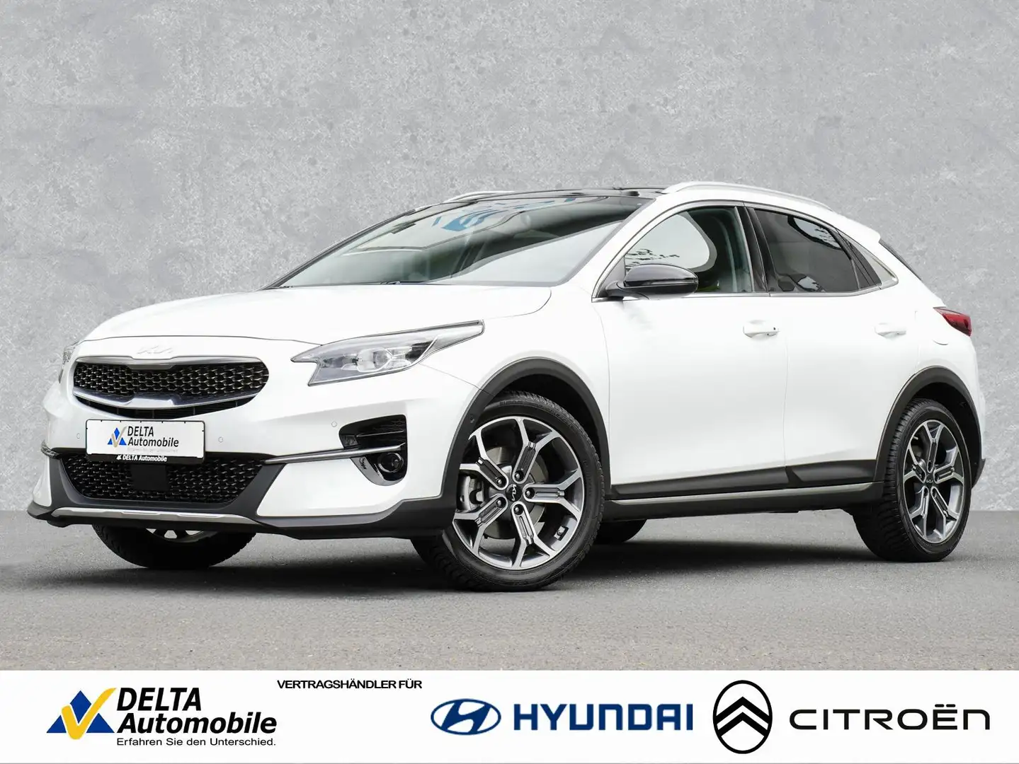 Kia XCeed Platinum Edition 1,5 T-GDI  DCT Pano LED Fehér - 1