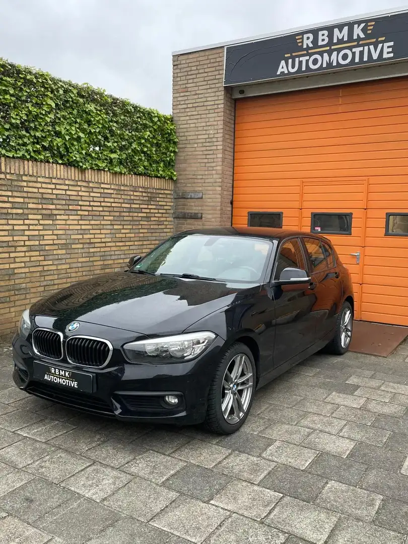 BMW 116 1-serie 116i M Sport Edition Zwart - 1