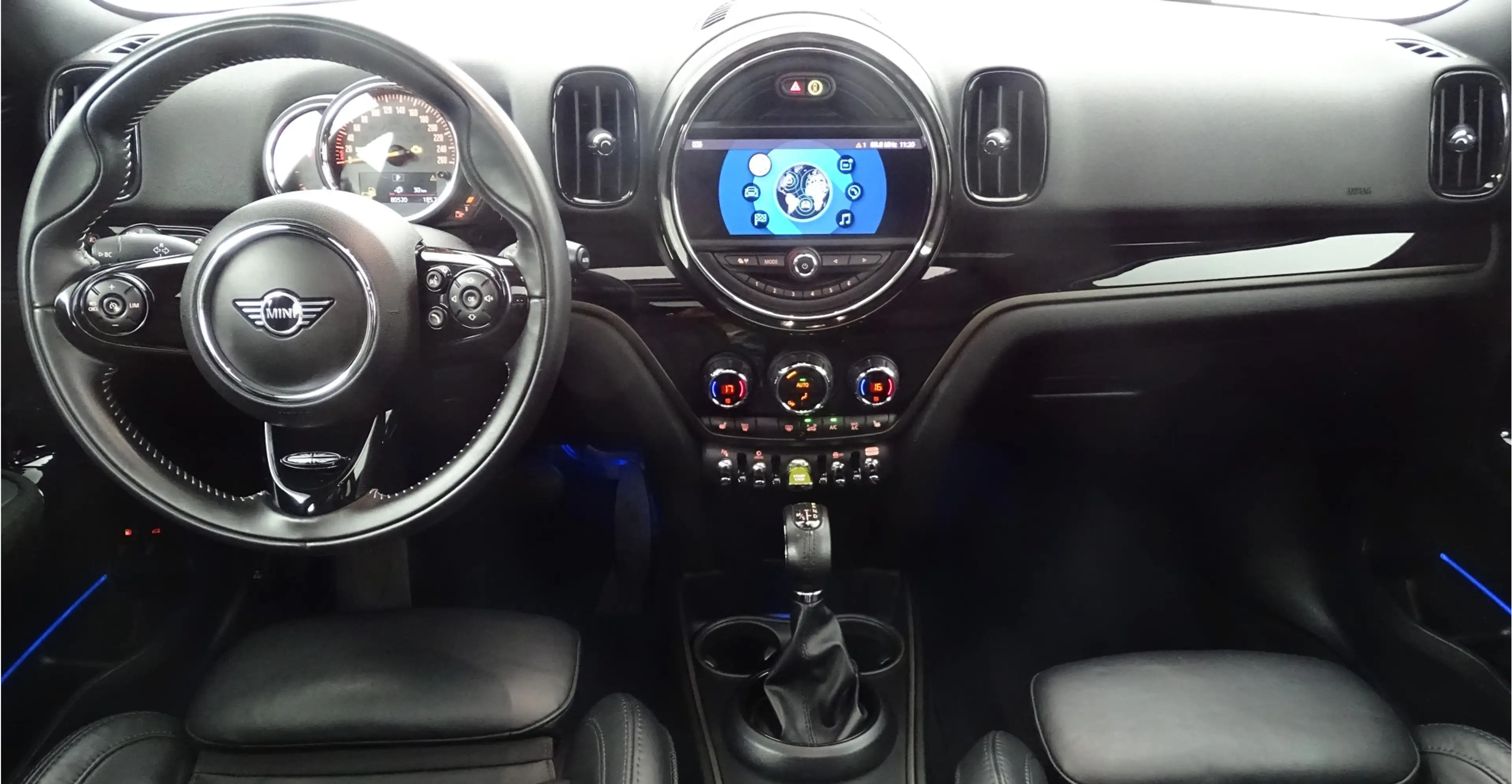MINI Cooper SE Countryman 2.0 ALL4-PANORAMA-LEDER-HARMANKARDON-CAMERA , schu — photo 2